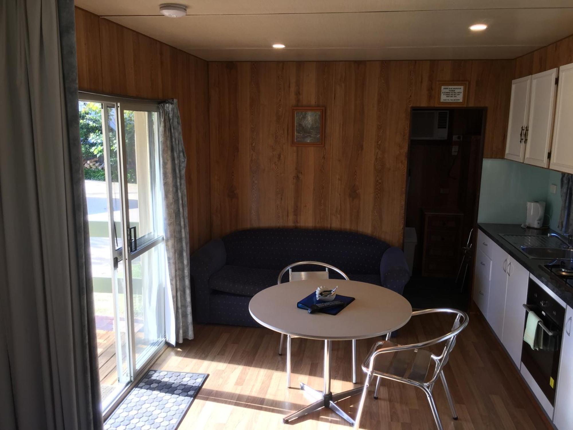 Beachcomber Caravan Park Mallacoota Kültér fotó